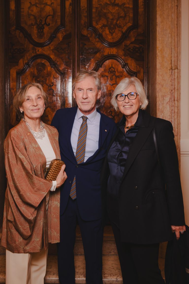  - A Venezia la Collezione Peggy Guggenheim celebra Fontana e le sue sublimi ceramiche