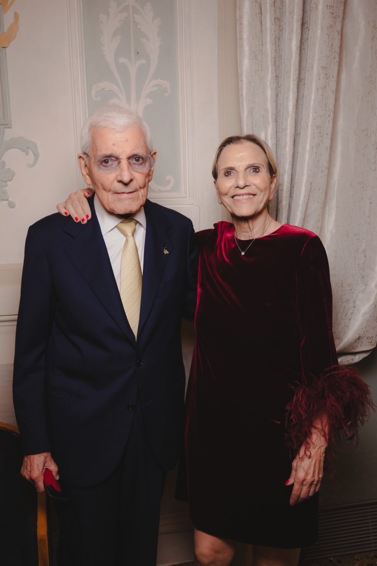  - A Venezia la Collezione Peggy Guggenheim celebra Fontana e le sue sublimi ceramiche