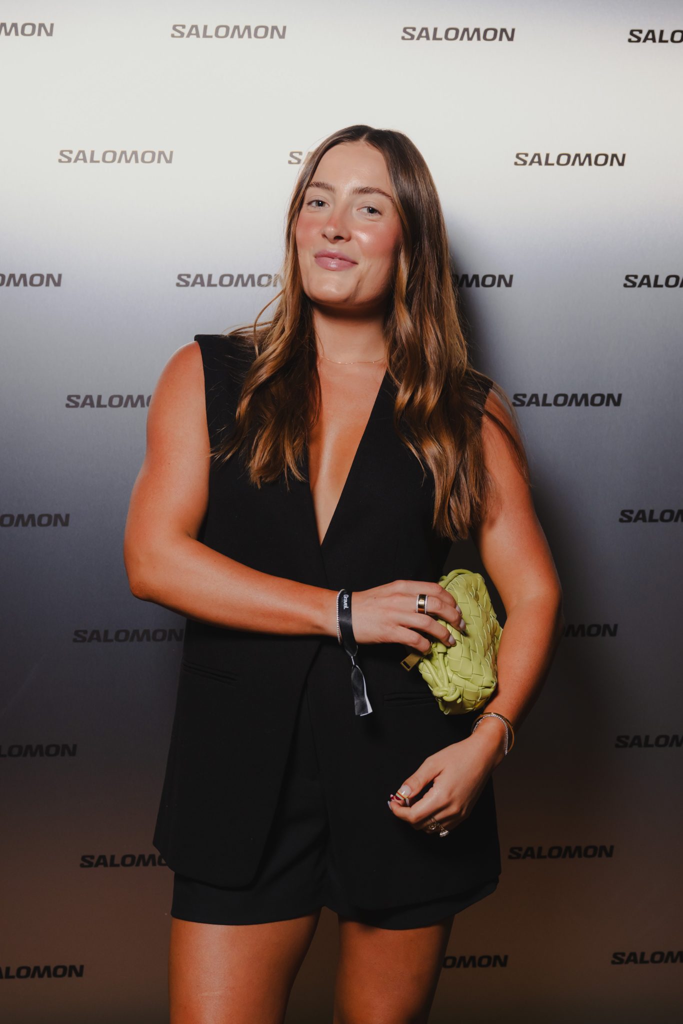  - Salomon fait ses premiers pas à Art Basel Paris avec Sensorial Terrains