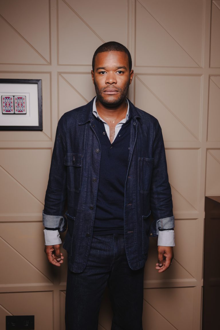  - Salomon fait ses premiers pas à Art Basel Paris avec Sensorial Terrains