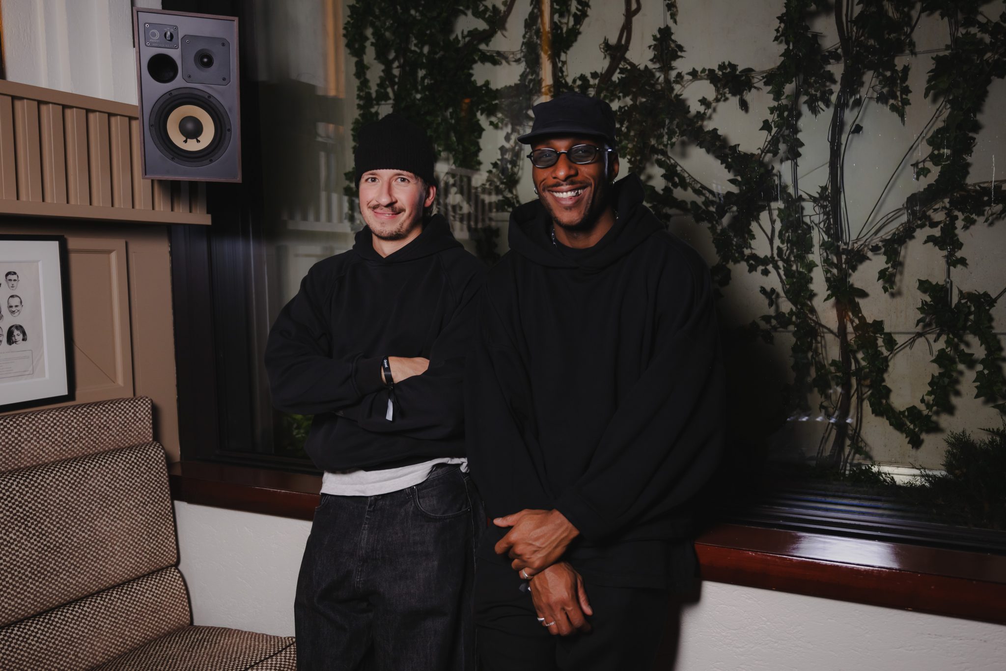  - Salomon fait ses premiers pas à Art Basel Paris avec Sensorial Terrains