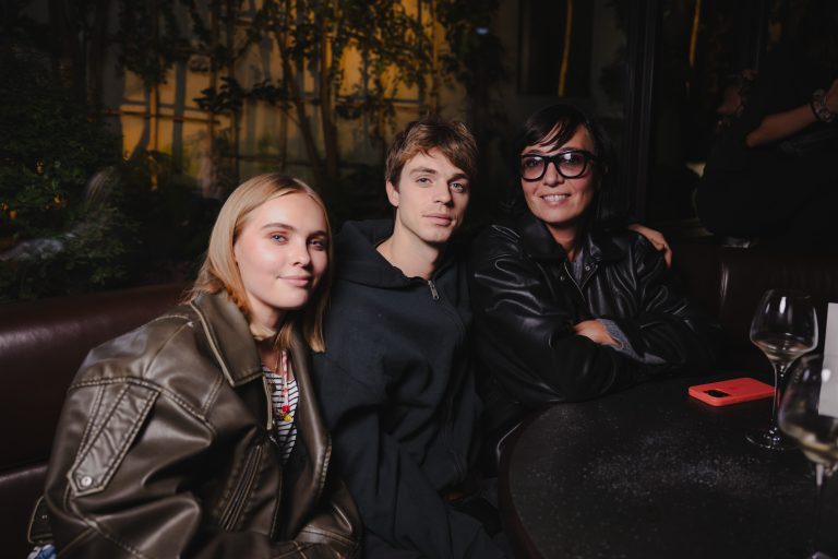  - Salomon fait ses premiers pas à Art Basel Paris avec Sensorial Terrains