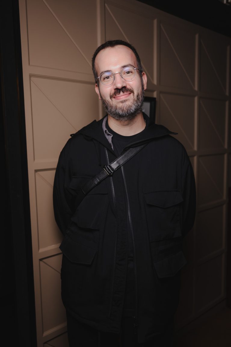  - Salomon fait ses premiers pas à Art Basel Paris avec Sensorial Terrains