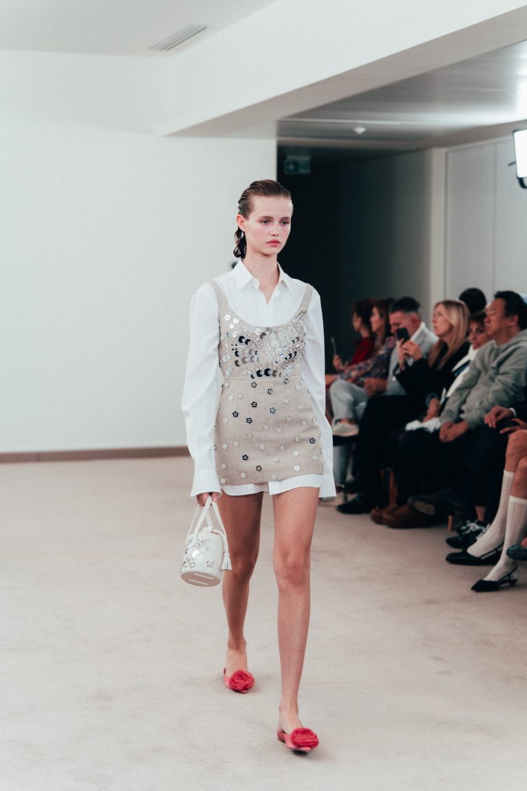 L’amplitude printanière de Giambattista Valli