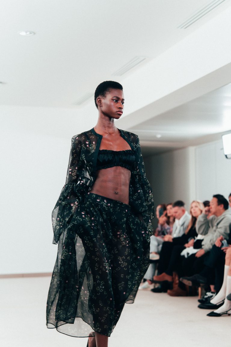 L’amplitude printanière de Giambattista Valli