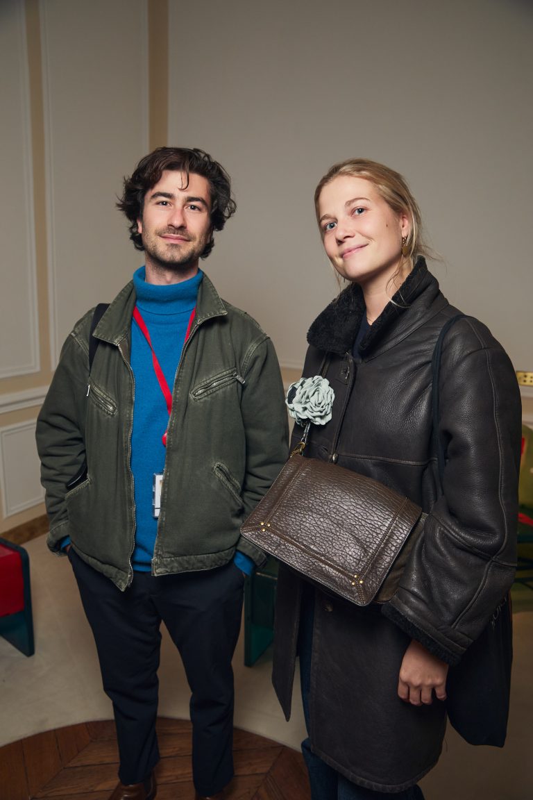  - Downtown+ poursuit la désacralisation du trône avec une nouvelle exposition