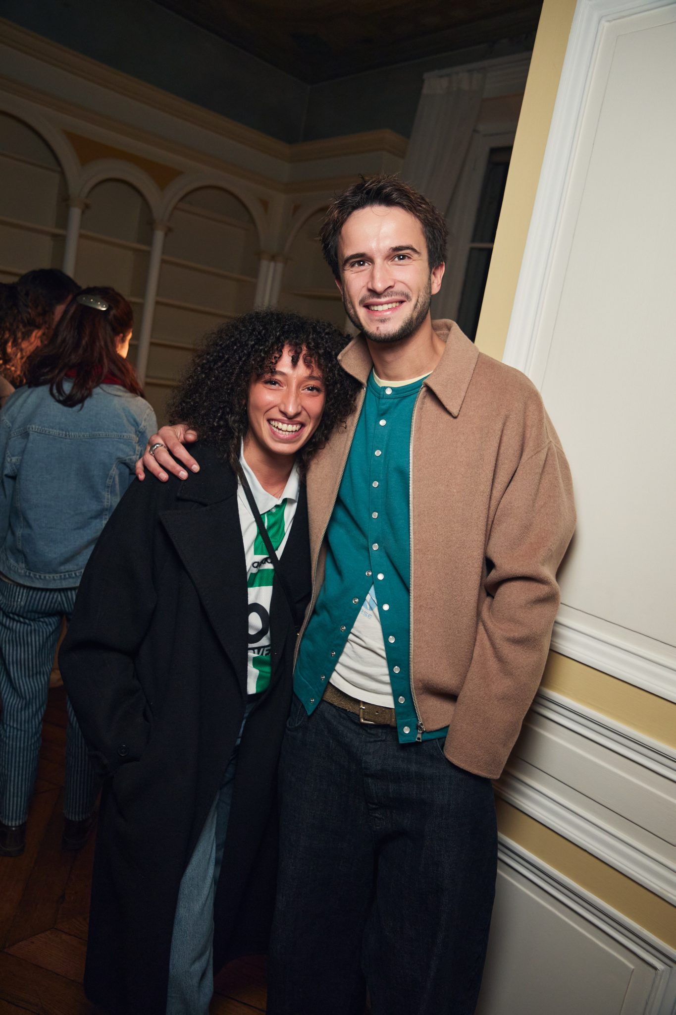  - Downtown+ poursuit la désacralisation du trône avec une nouvelle exposition