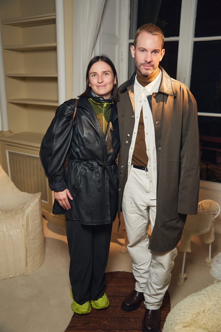  - Downtown+ poursuit la désacralisation du trône avec une nouvelle exposition