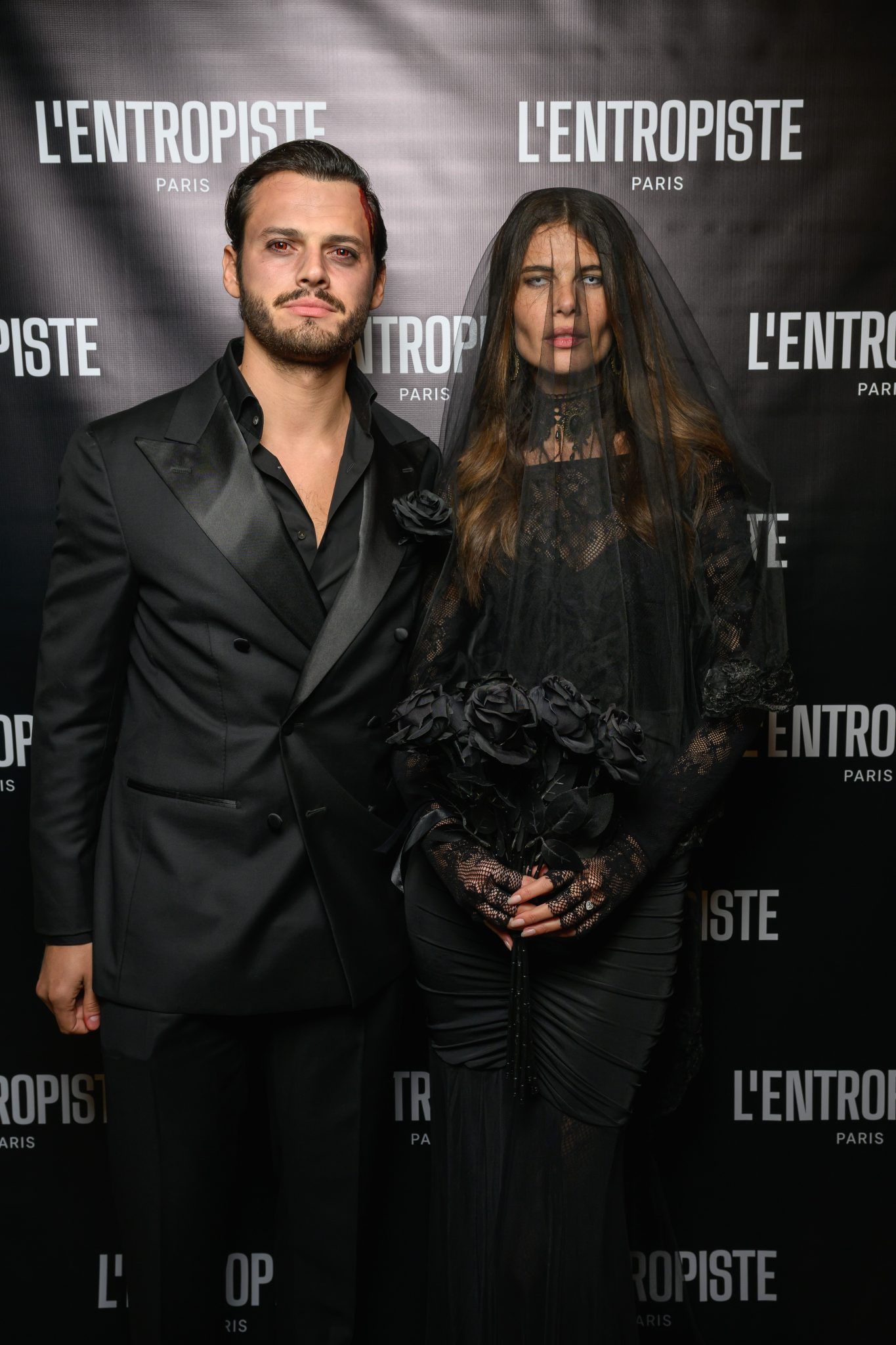  - L’Entropiste and Oniriq Magazine Reinvent Halloween with “Le Bal du Chaos”