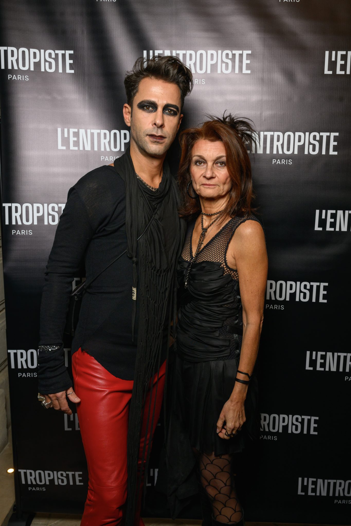  - L’Entropiste and Oniriq Magazine Reinvent Halloween with “Le Bal du Chaos”