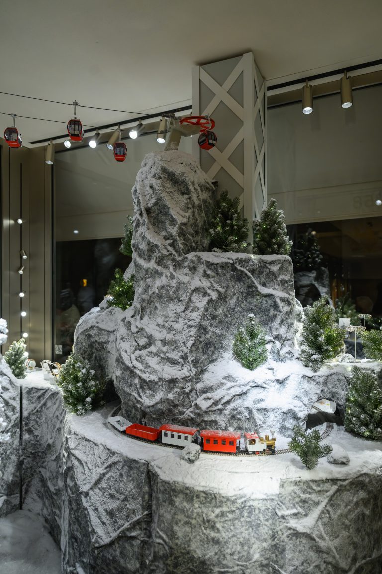 Heurgon souffle 160 bougies avec Opera Gallery