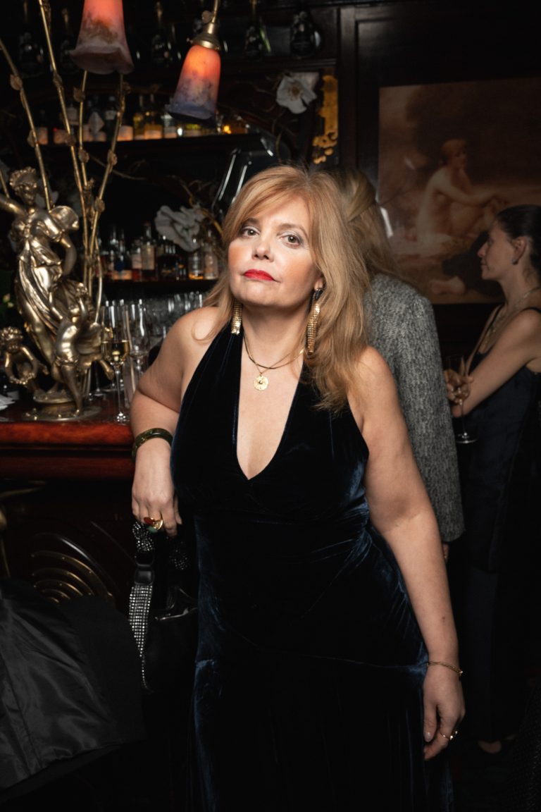  - Reformation célèbre l’ouverture de sa première boutique française chez Maxim’s