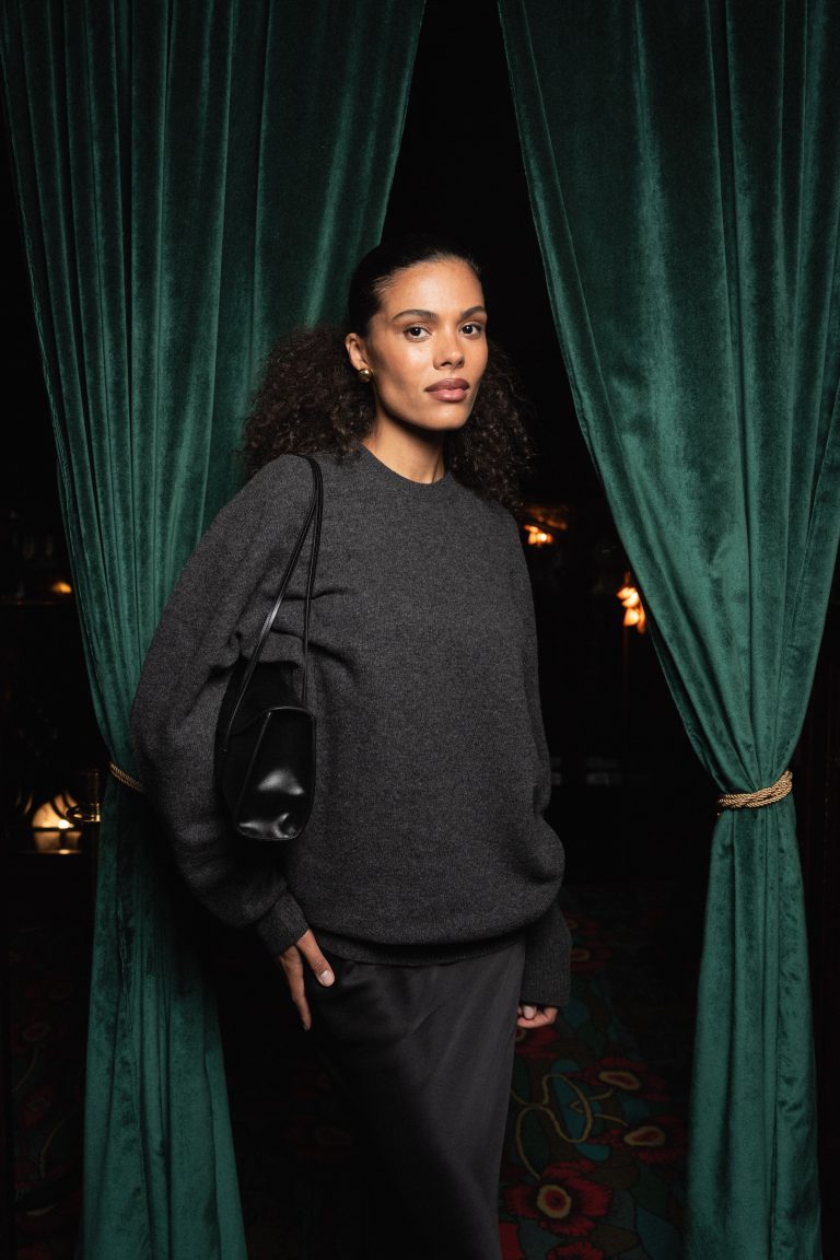  - Reformation célèbre l’ouverture de sa première boutique française chez Maxim’s