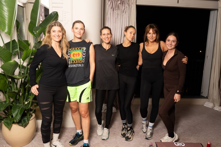  - Isaac Boots enflamme le Plaza Athénée avec son bootcamp parisien