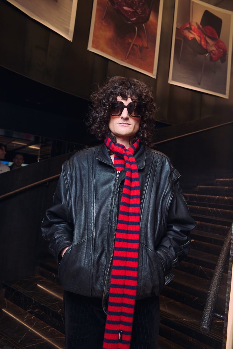  - Moncler et l’Ecal réchauffent les Champs Elysées à l’occasion de Paris Photo avec l’exposition Warmer Visions