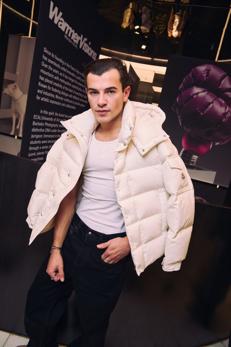  - Moncler et l’Ecal réchauffent les Champs Elysées à l’occasion de Paris Photo avec l’exposition Warmer Visions