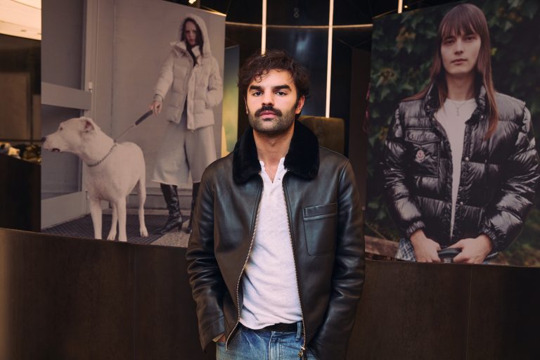  - Moncler et l’Ecal réchauffent les Champs Elysées à l’occasion de Paris Photo avec l’exposition Warmer Visions