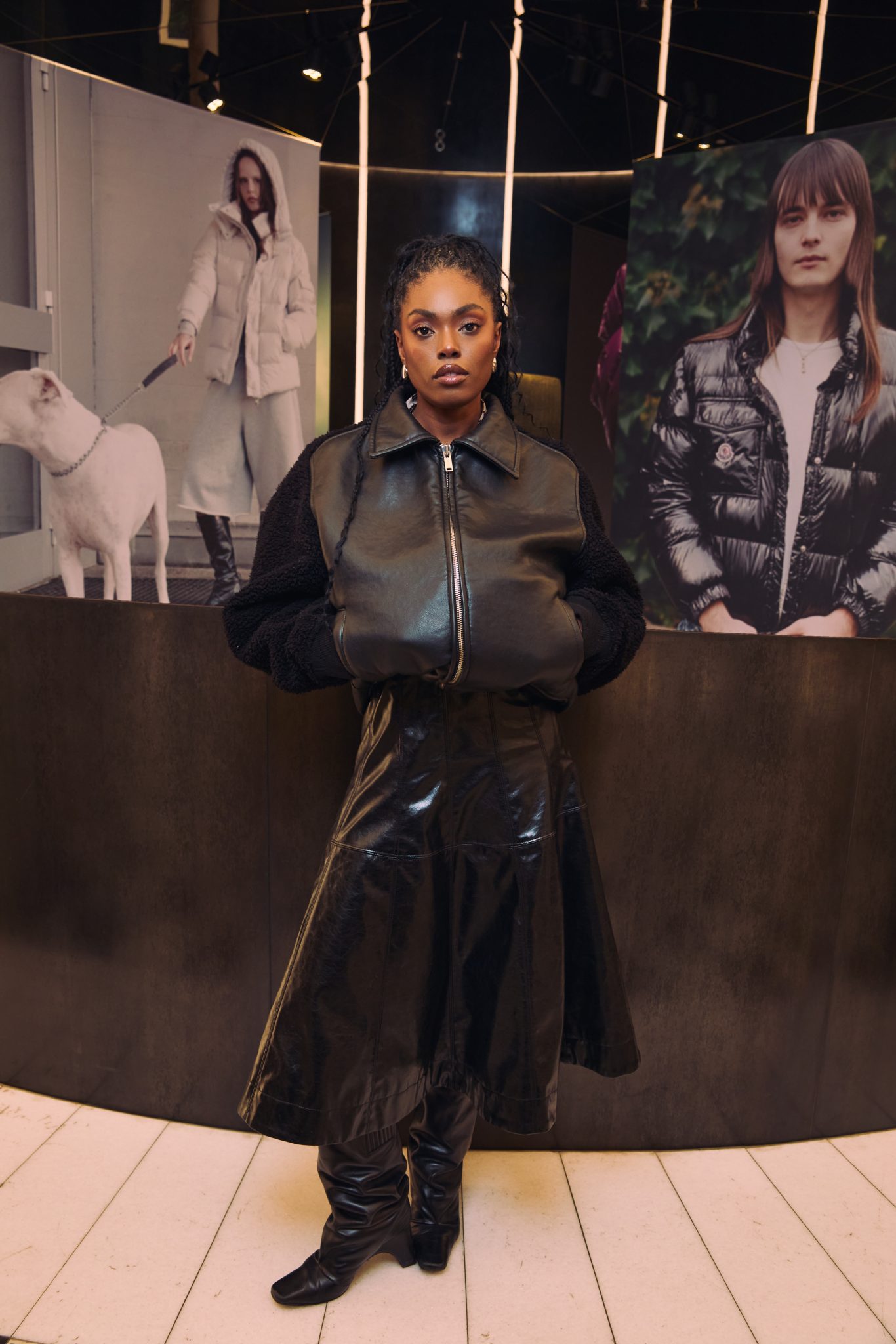  - Moncler et l’Ecal réchauffent les Champs Elysées à l’occasion de Paris Photo avec l’exposition Warmer Visions