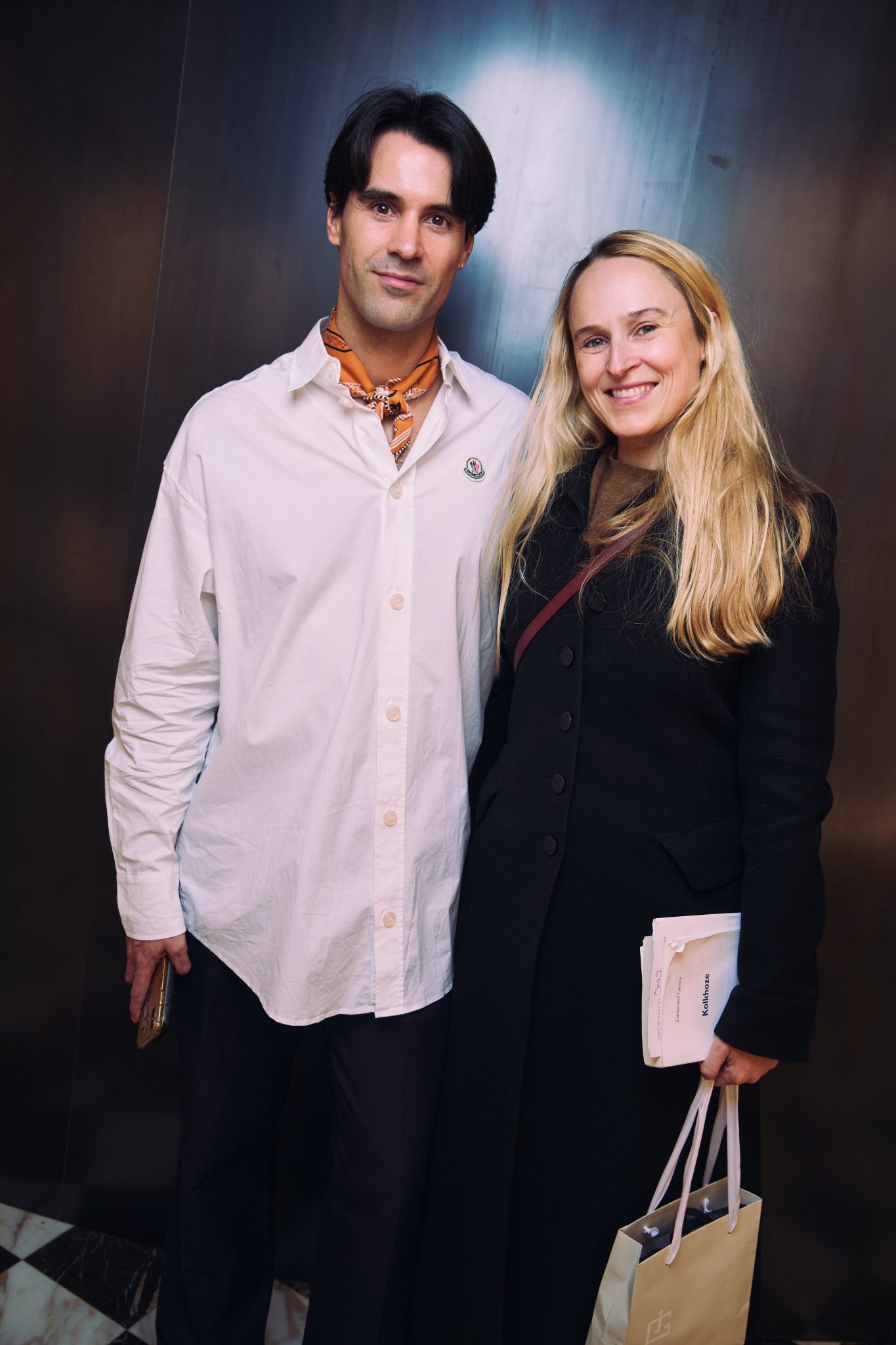  - Moncler et l’Ecal réchauffent les Champs Elysées à l’occasion de Paris Photo avec l’exposition Warmer Visions