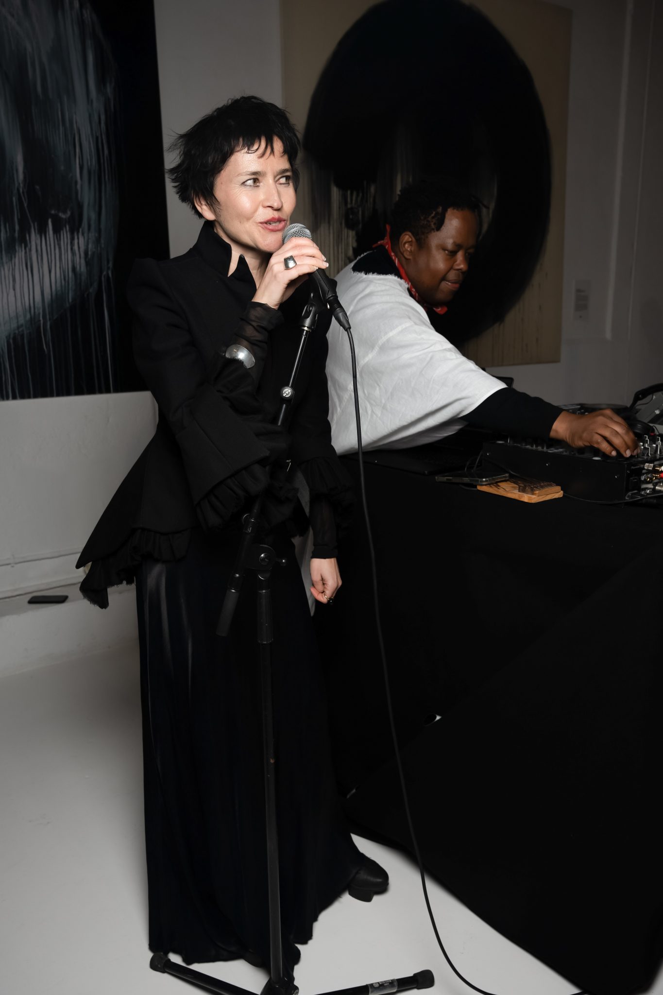  - Ellia Art Gallery Questions the Impermanence of Human Existence