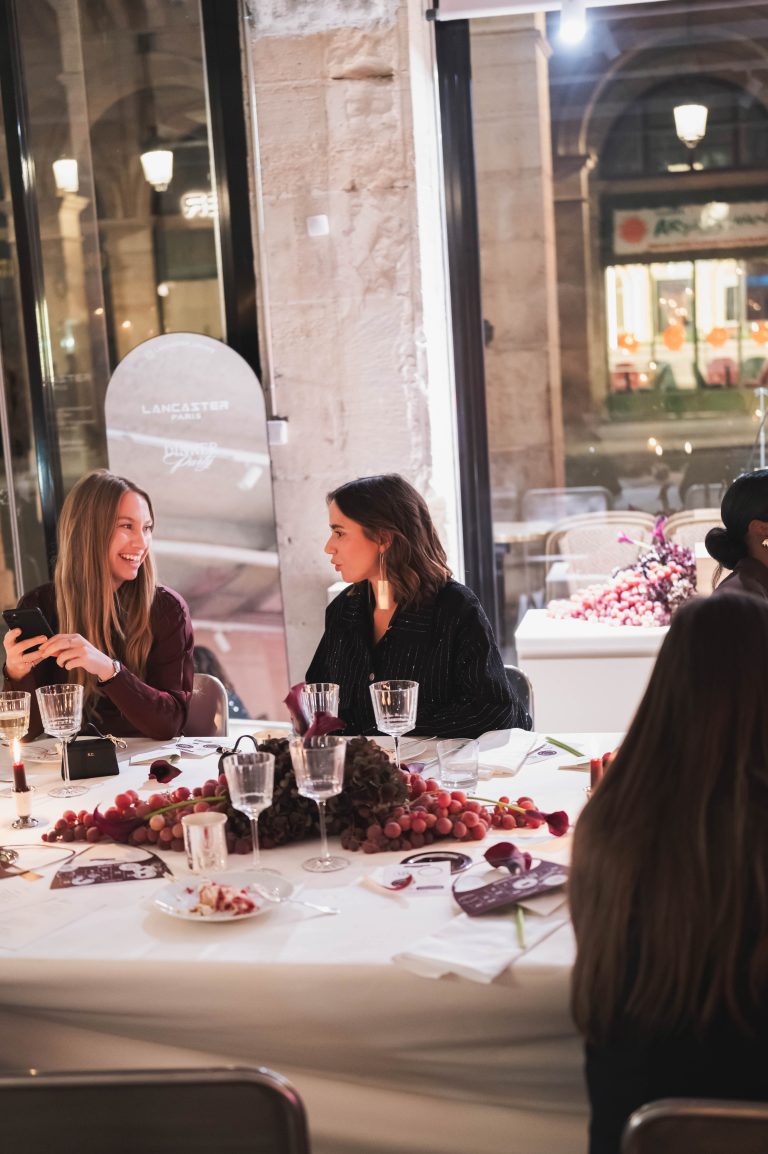  - Pour Noël, Lancaster voit la vie en bordeaux