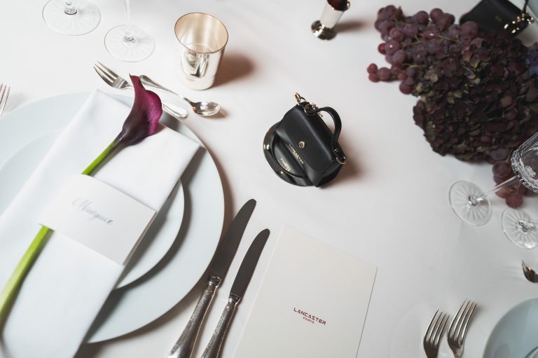 Pour Noël, Lancaster voit la vie en bordeaux