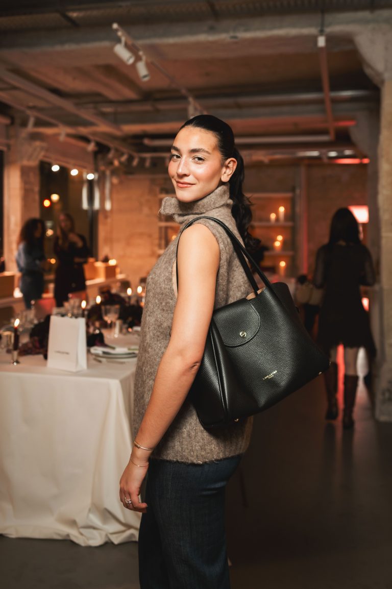  - Pour Noël, Lancaster voit la vie en bordeaux