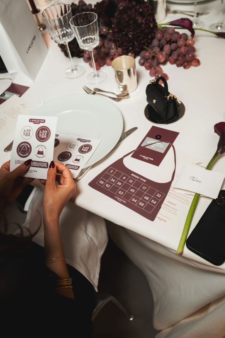 Pour Noël, Lancaster voit la vie en bordeaux