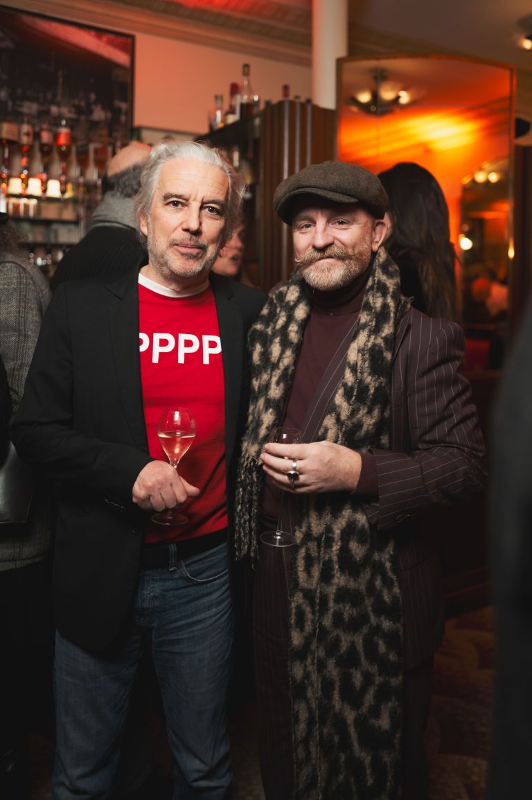  - Le Prix de Flore 2025 : littérature, champagne et beats électro au Café de Flore