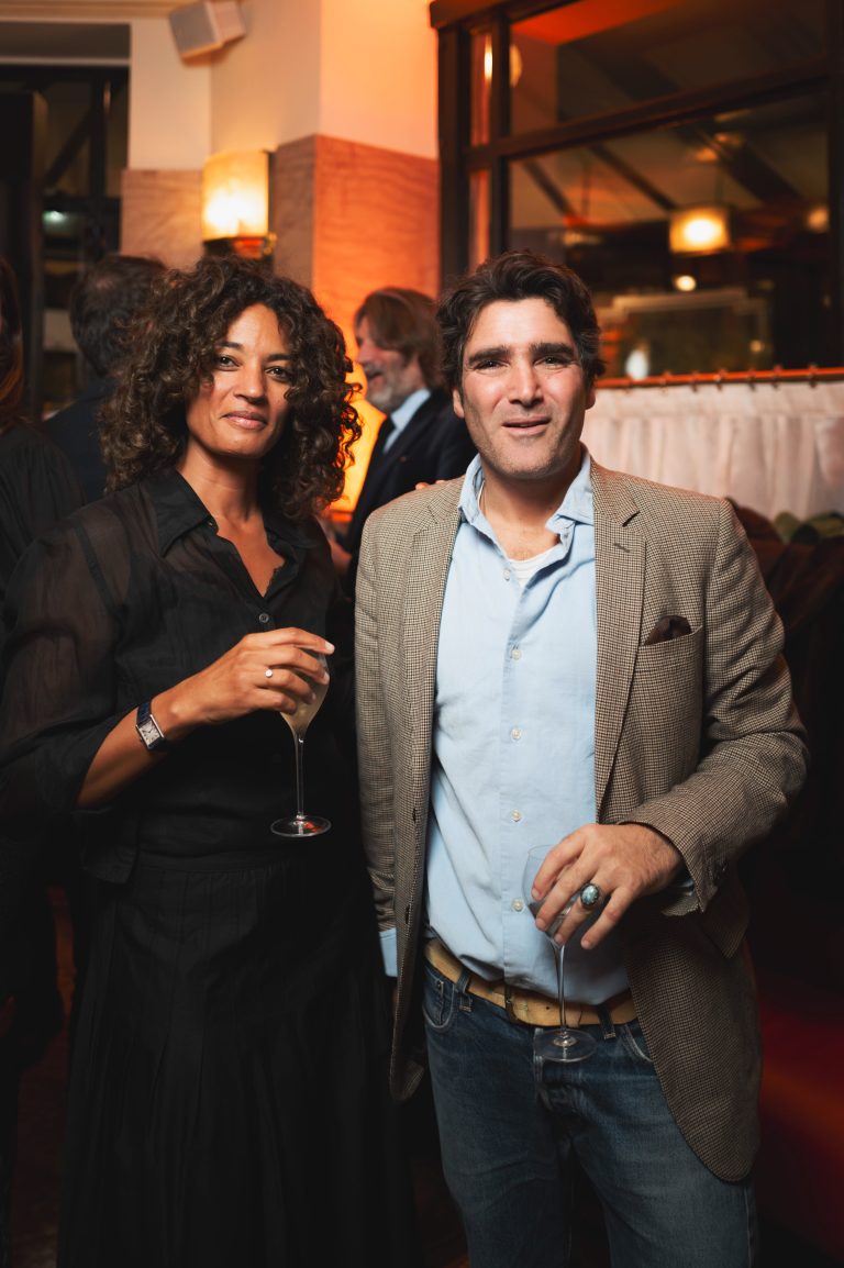  - Le Prix de Flore 2025 : littérature, champagne et beats électro au Café de Flore