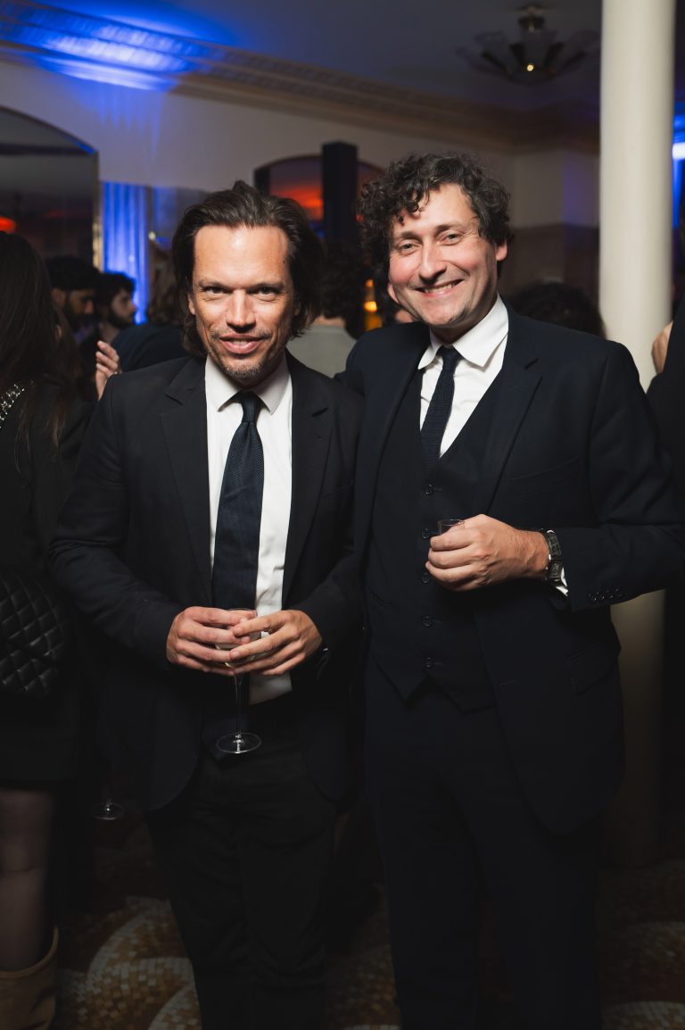  - Le Prix de Flore 2025 : littérature, champagne et beats électro au Café de Flore