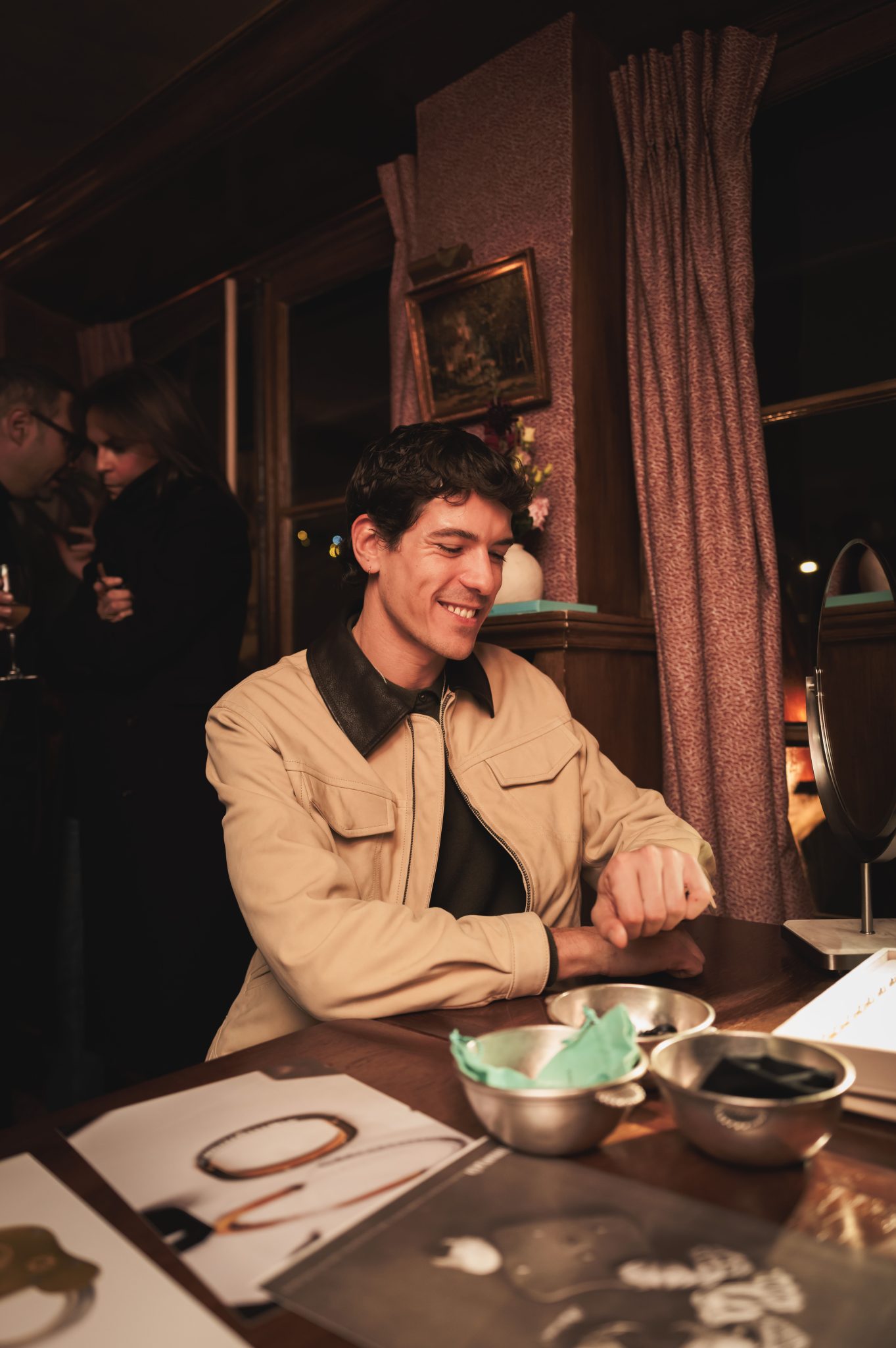  - Tiffany & Co. fait scintiller Thanksgiving à paris