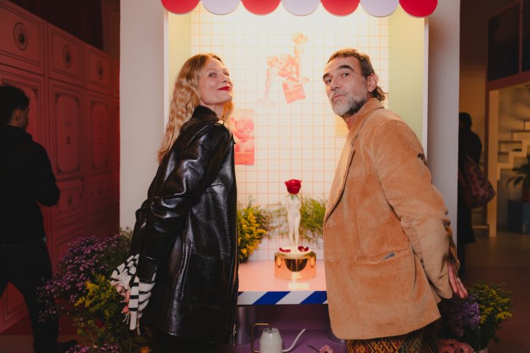  - Seletti ridisegna il Natale: tra pop visionario, icone kitsch e pura meraviglia