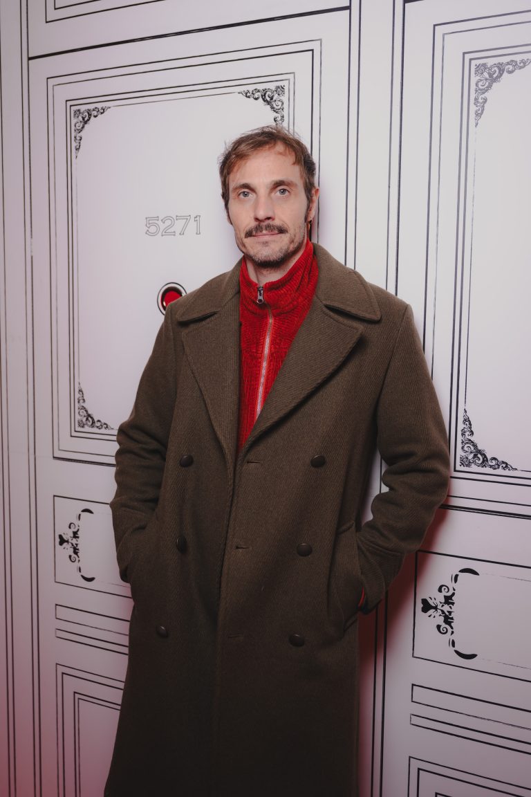  - Seletti ridisegna il Natale: tra pop visionario, icone kitsch e pura meraviglia