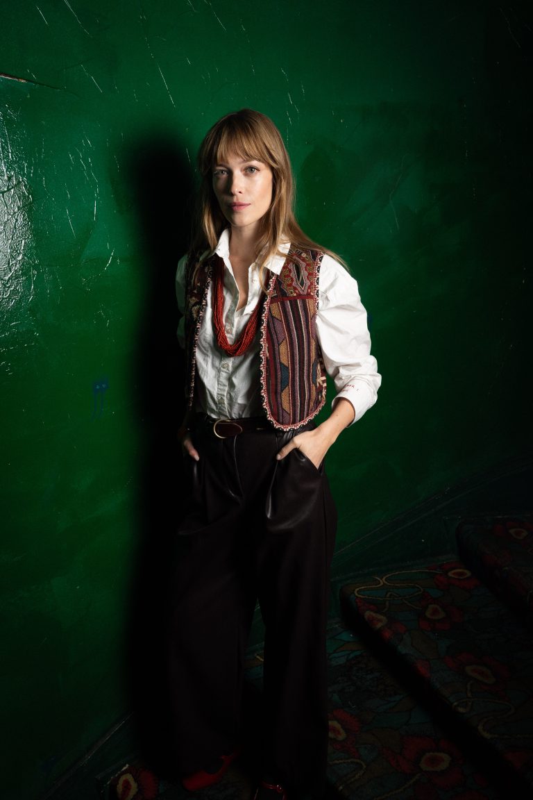  - ba&sh et Thomas Lélu célèbrent leur collaboration le temps d’une soirée chez Maxim’s