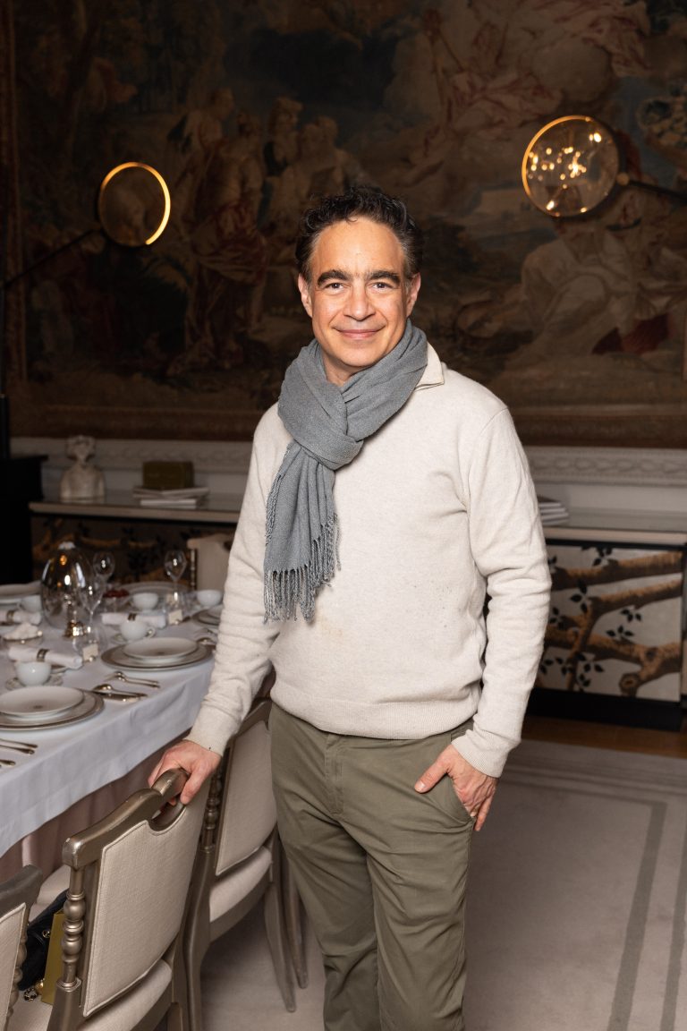  - Christofle fait scintiller Noël au Crillon