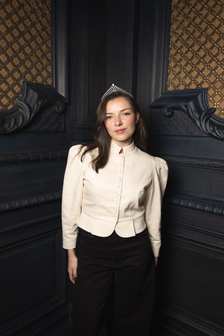  - Chaumet Lights Up Christmas at 12 Place Vendôme