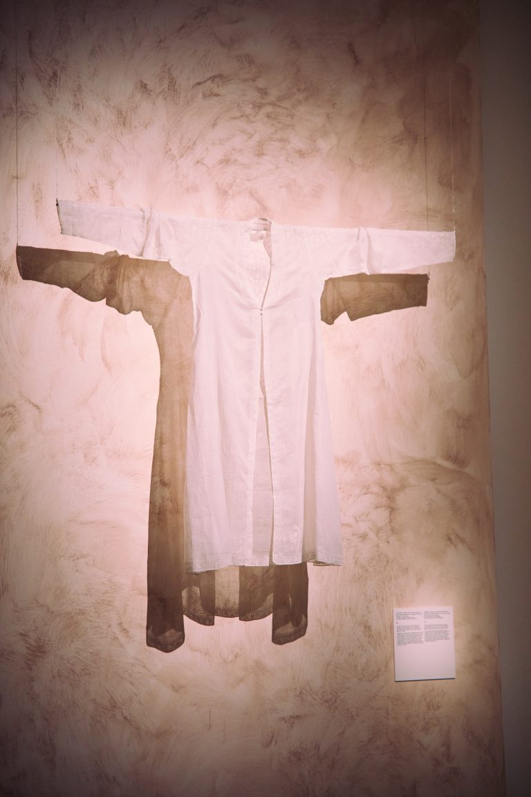 Les Manufactures nationales célèbrent le dialogue entre les textiles de France et d’Inde