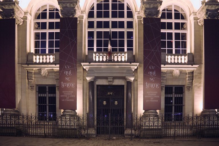 Les Manufactures nationales célèbrent le dialogue entre les textiles de France et d’Inde