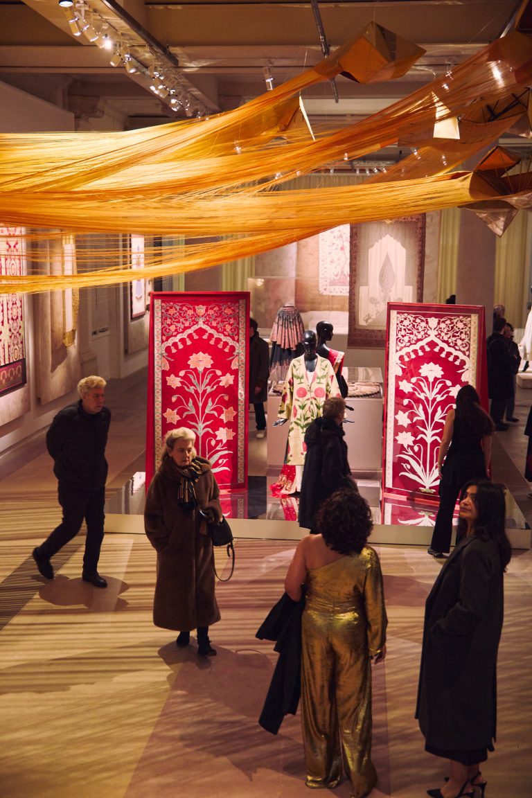 Les Manufactures nationales célèbrent le dialogue entre les textiles de France et d’Inde