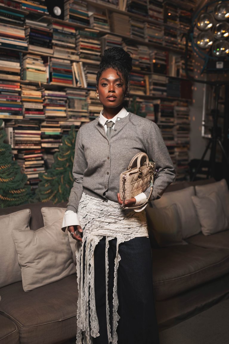  - Diptyque Celebrates the Holiday Season with its Tale ‘A Night of Wax and Gold”