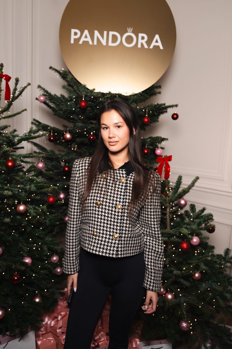  - Le Noël sur mesure de Pandora