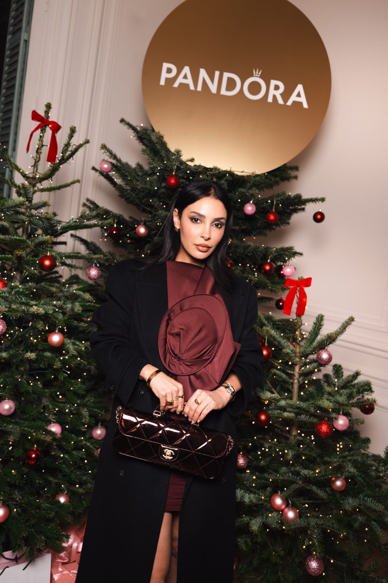  - Pandora Heralds the Holiday Season with a Christmas Dinner