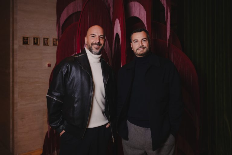  - The Rome EDITION: un albero d’artista che fa vibrare le feste