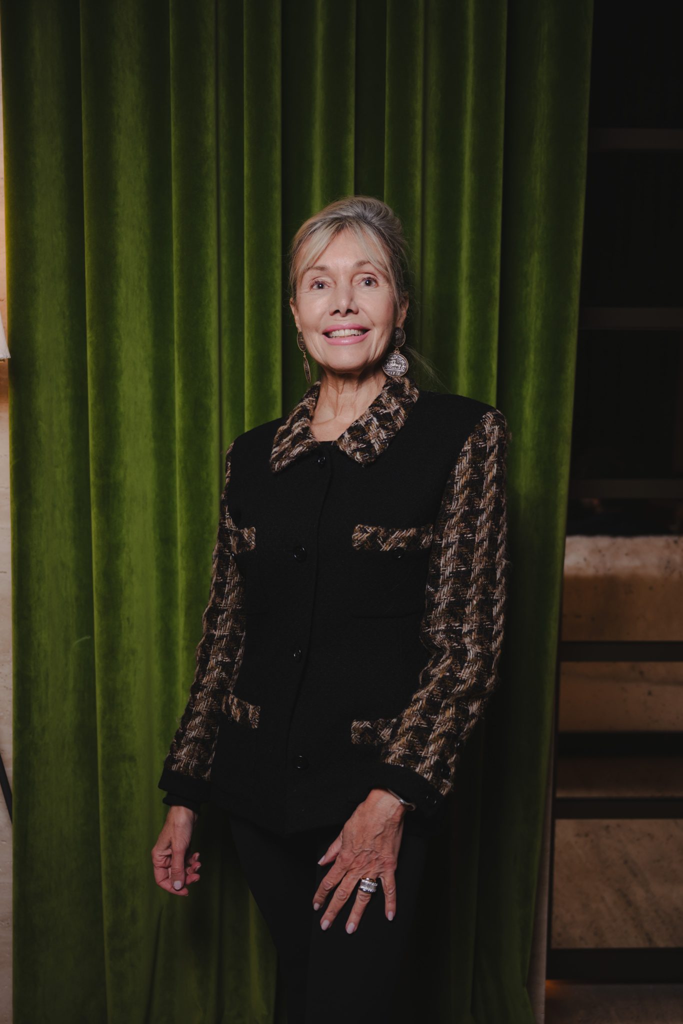  - The Rome EDITION: An Artist-Designed Tree Makes the Holidays Vibrate