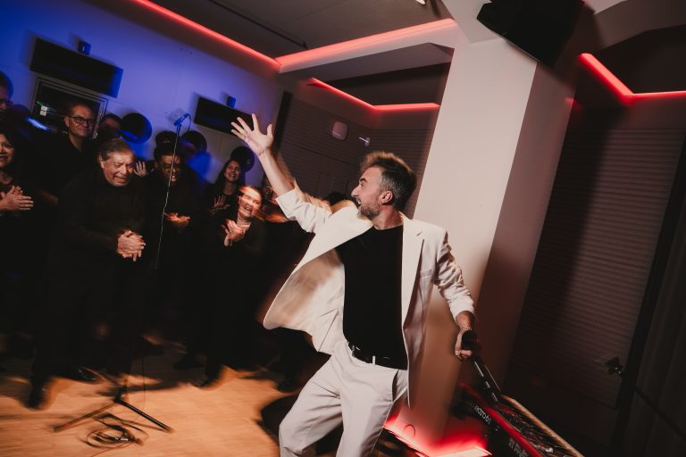 Una serata dedicata ai Patron di Triennale Milano tra cocktail, visioni e coro gospel