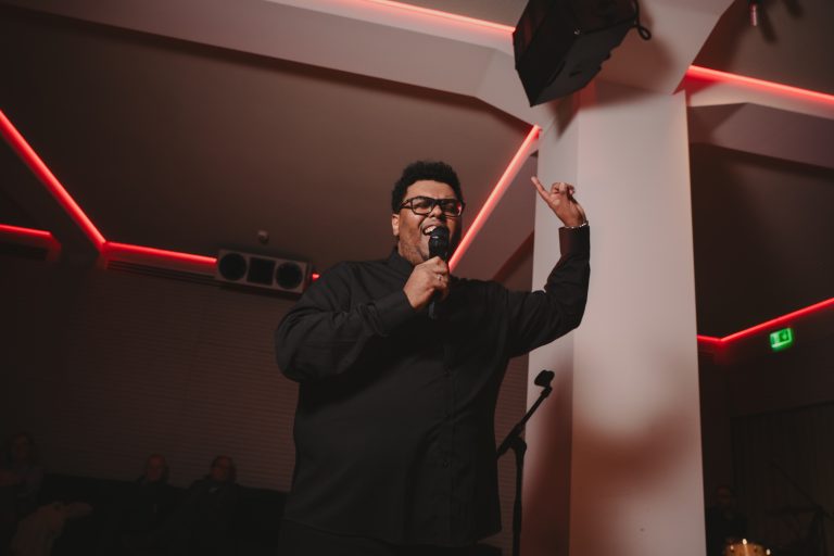 Una serata dedicata ai Patron di Triennale Milano tra cocktail, visioni e coro gospel