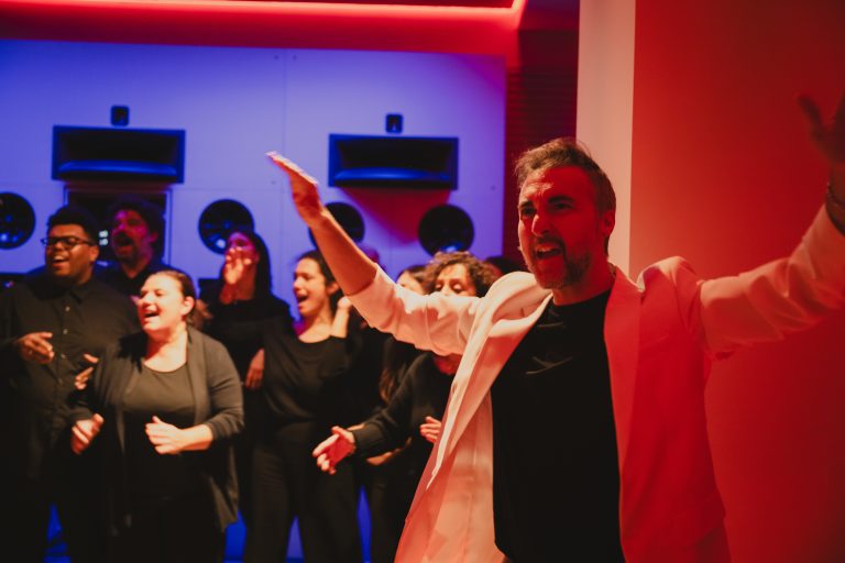 Una serata dedicata ai Patron di Triennale Milano tra cocktail, visioni e coro gospel