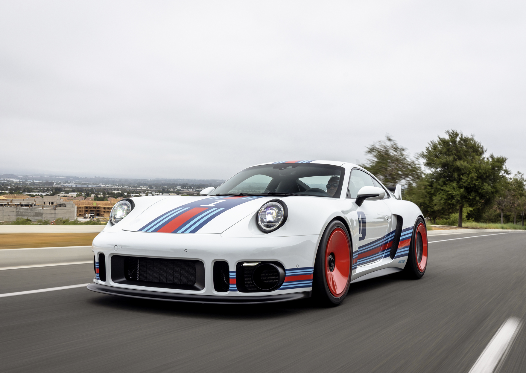 Porsche 935 x Rezvani: Moby Dick Is Back